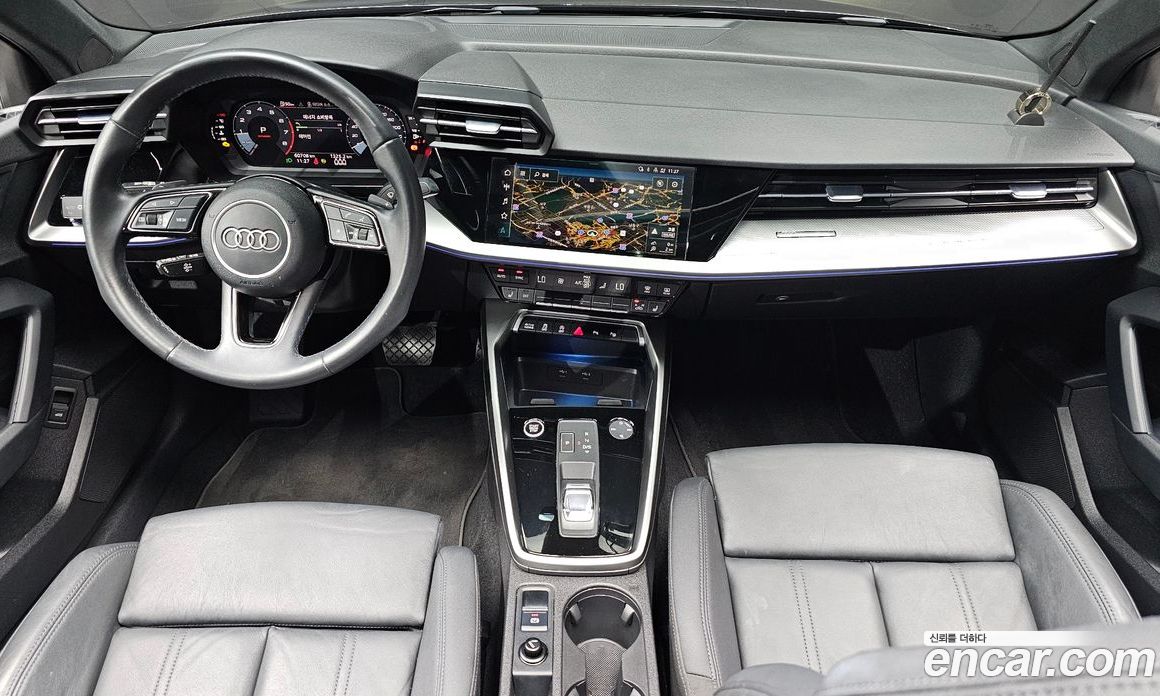 Audi A3 (8Y) фото 7