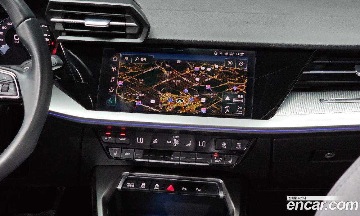 Audi A3 (8Y) фото 14