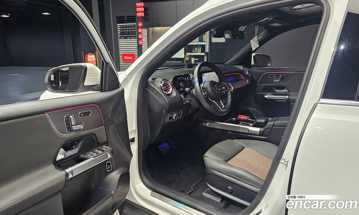 Mercedes-Benz EQB X243 фото 10