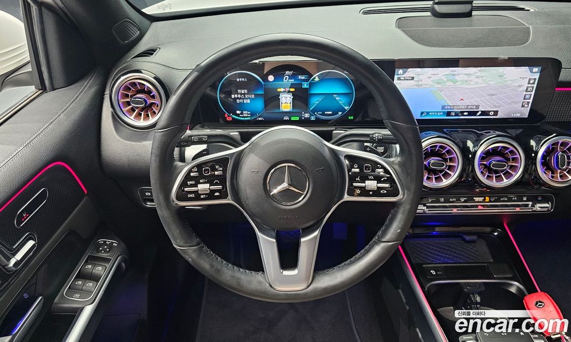 Mercedes-Benz EQB X243 фото 13