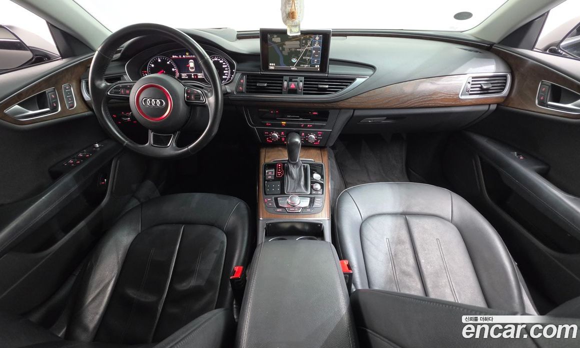 Audi A7 фото 7