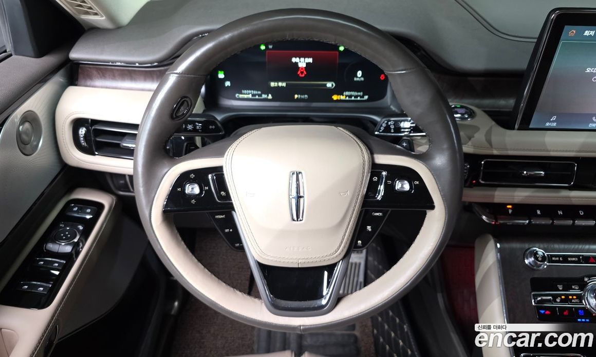 Lincoln Aviator 2nd Gen фото 14