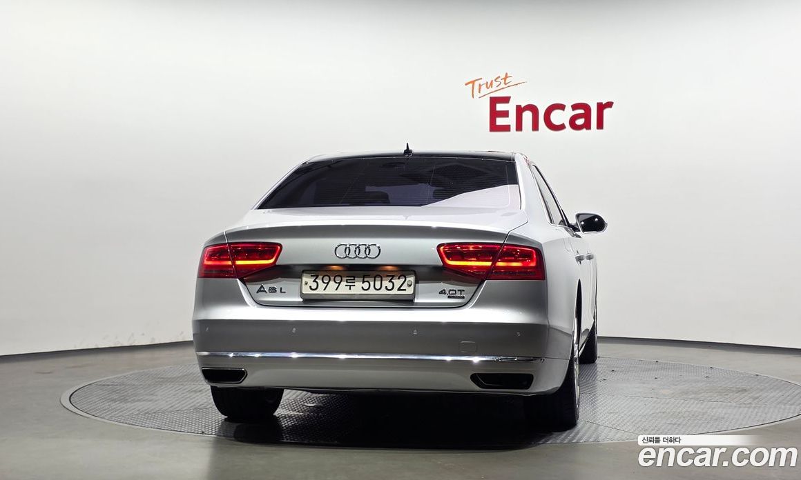 Audi A8 (D4) фото 4