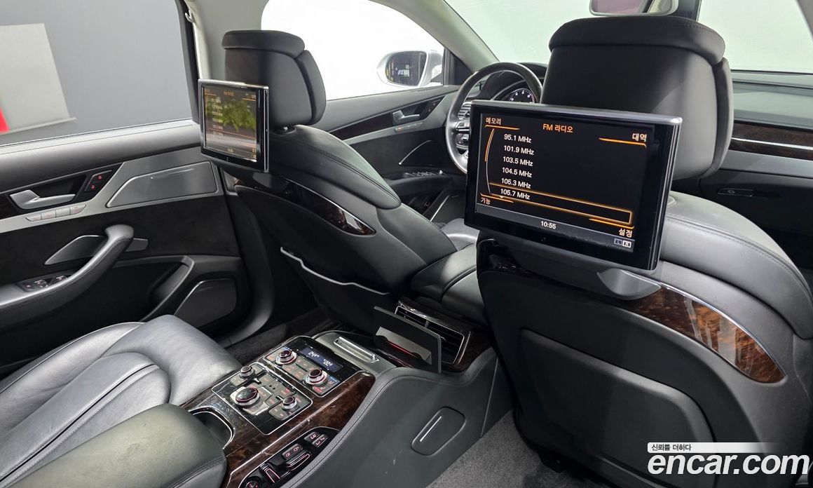 Audi A8 (D4) фото 17
