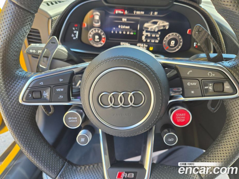 Audi R8 (4S) фото 8