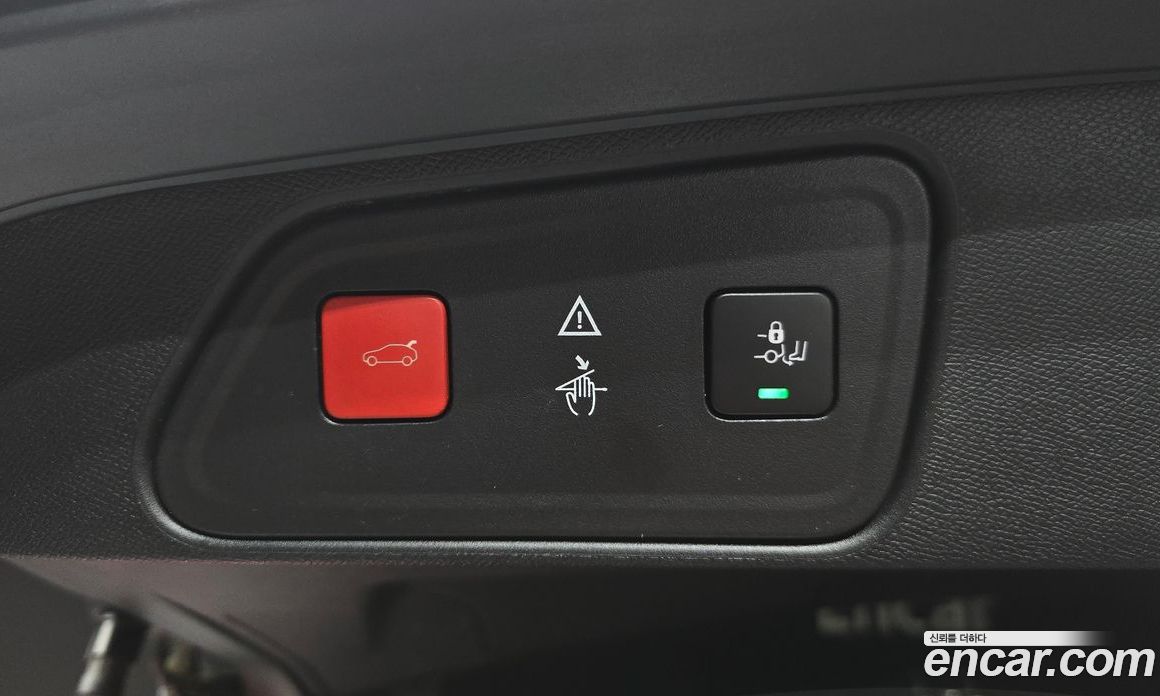 Peugeot 3008 2nd Gen фото 19