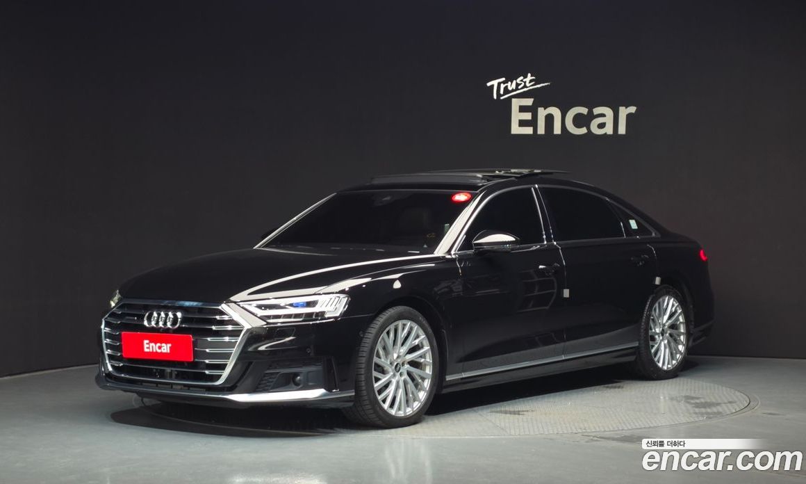 Audi A8 (D5)