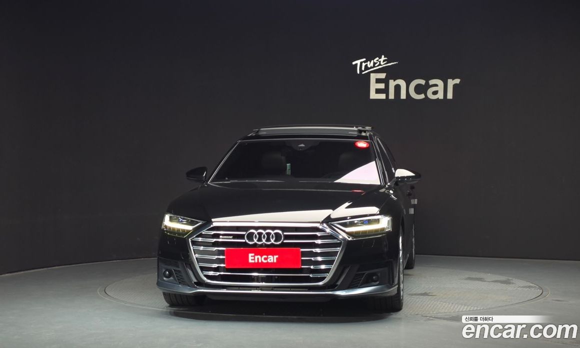Audi A8 (D5) фото 3