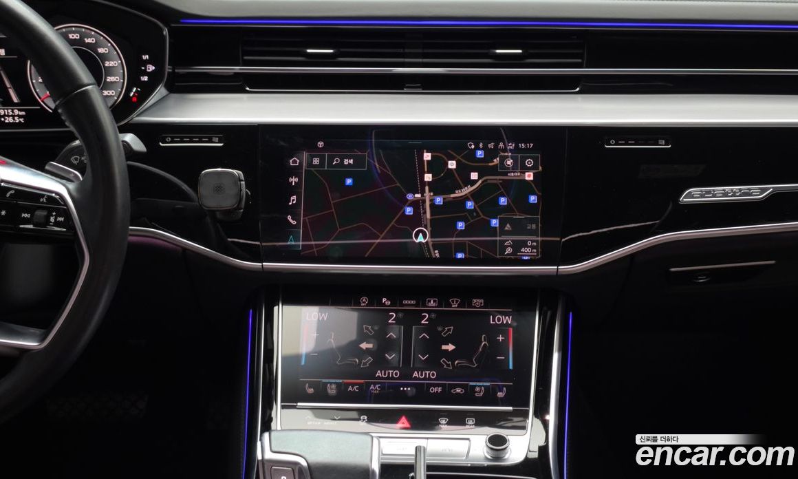 Audi A8 (D5) фото 14