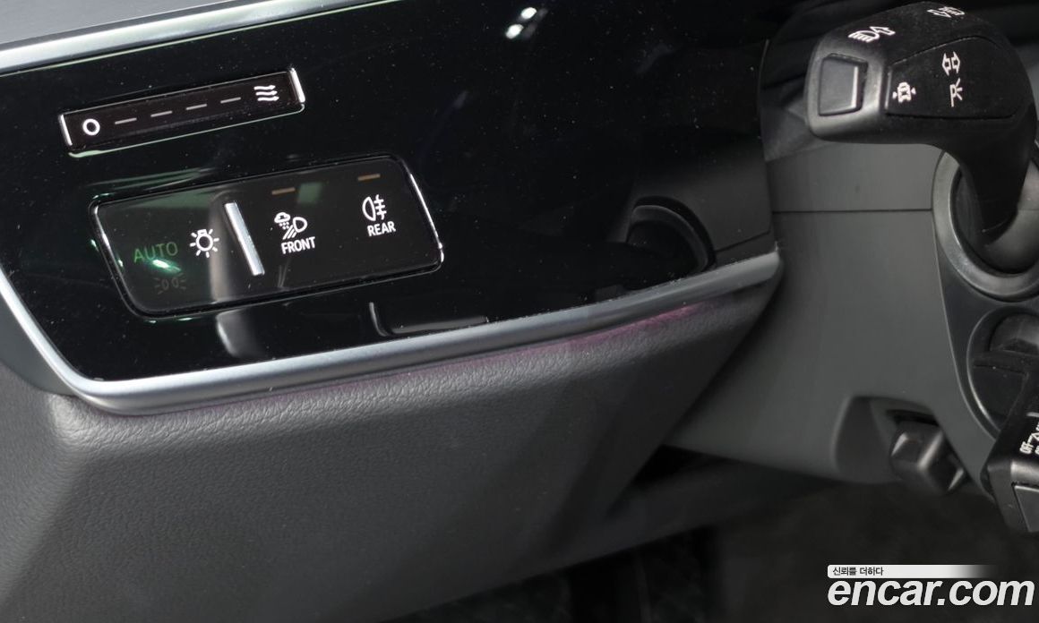 Audi A8 (D5) фото 27