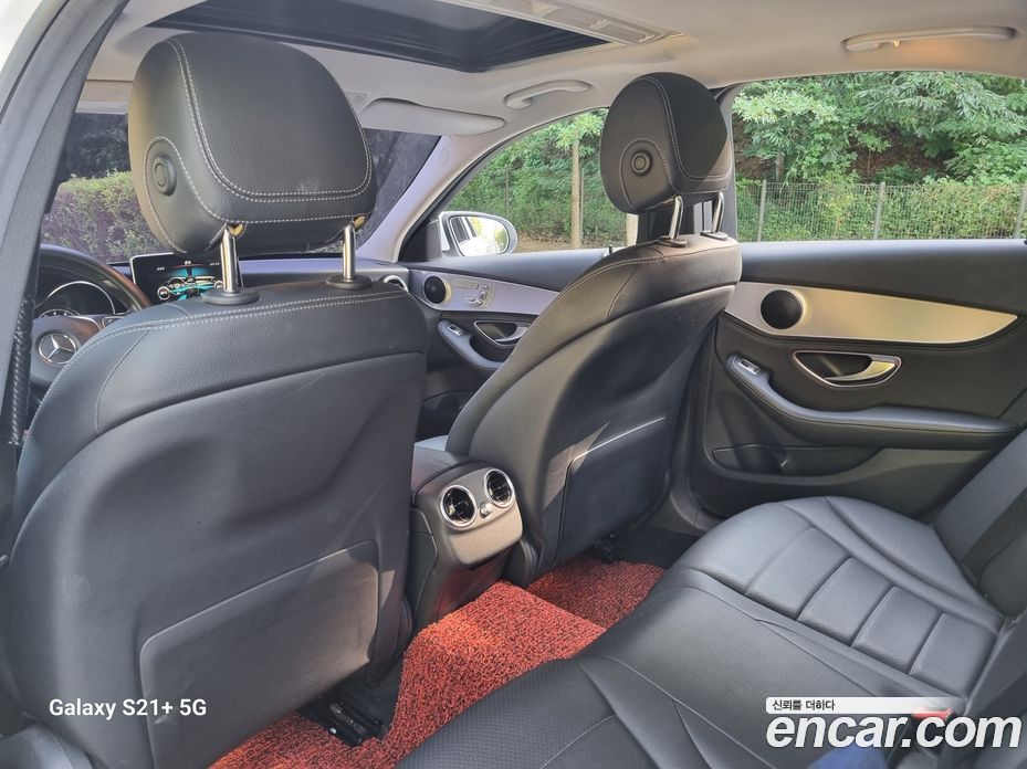 Mercedes-Benz C-Class W205 фото 10