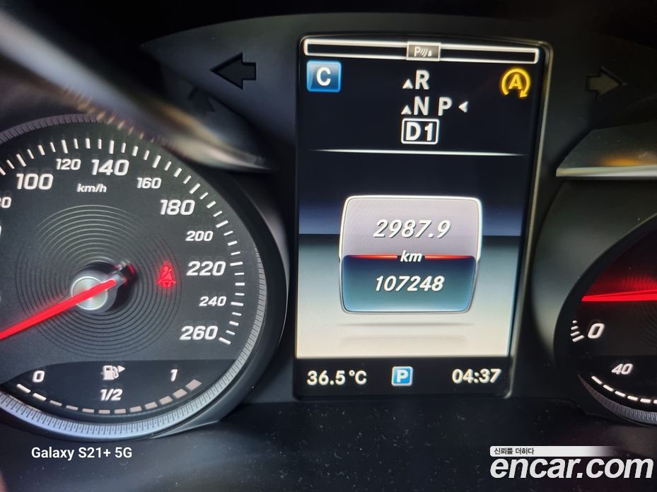 Mercedes-Benz C-Class W205 фото 18