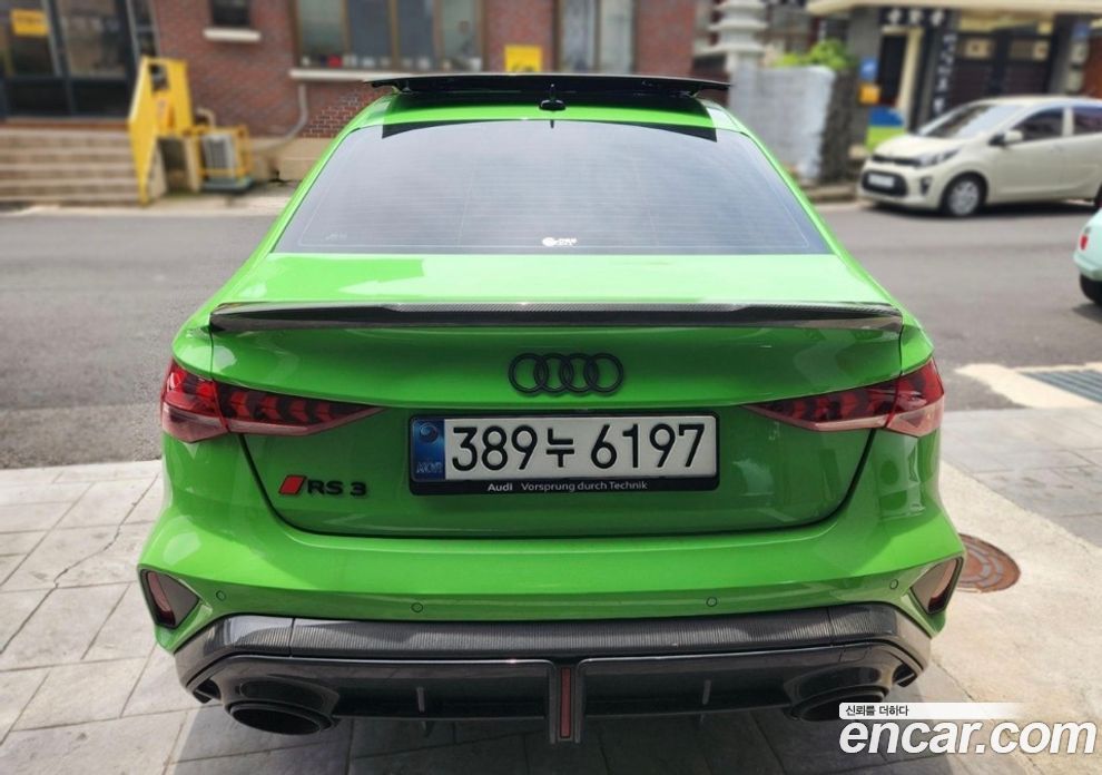 Audi RS3 (8Y) фото 3