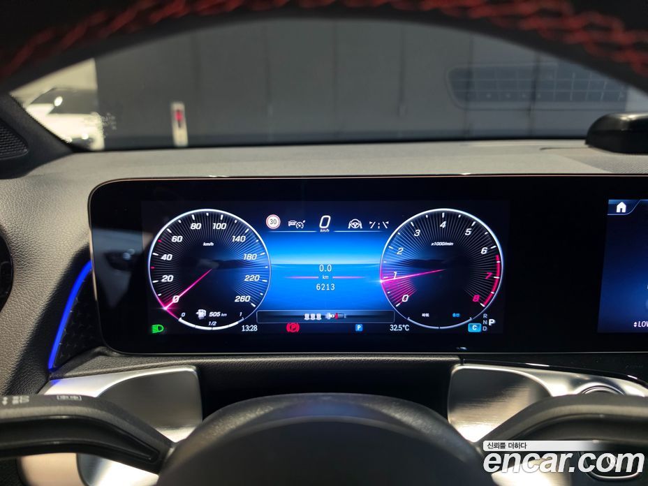 Mercedes-Benz GLB-Class X247 фото 8