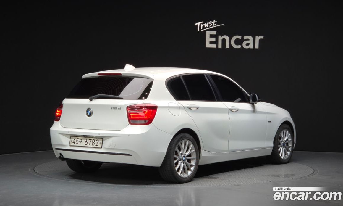 BMW 1-Series (F20) фото 2