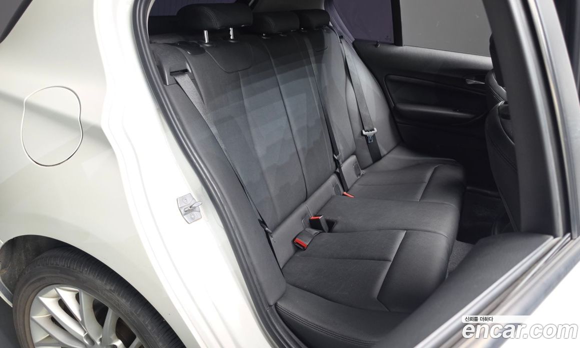 BMW 1-Series (F20) фото 11