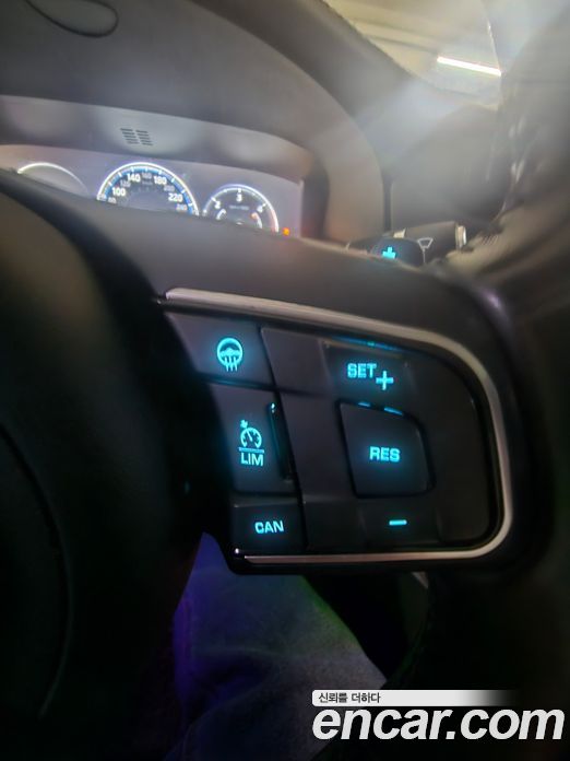 Jaguar XF (X260) фото 16
