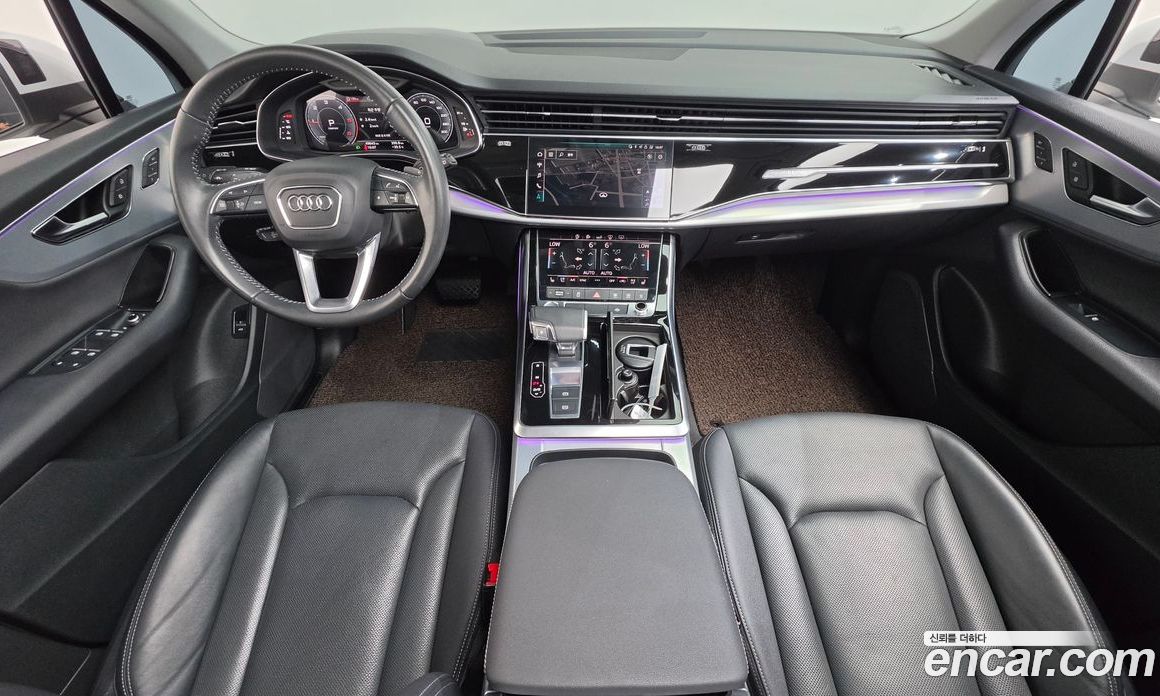 Audi Q7 (4M) фото 7
