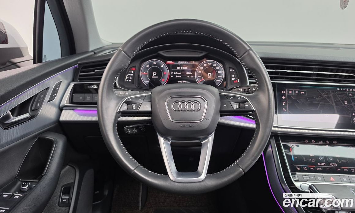 Audi Q7 (4M) фото 12