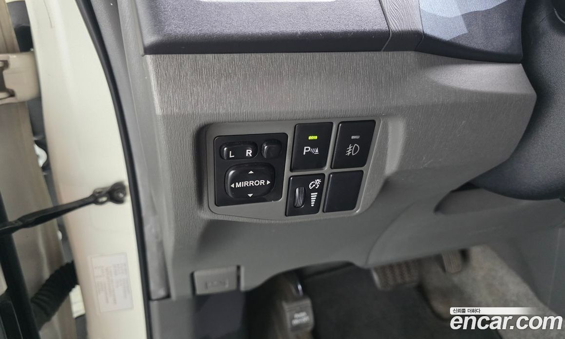 Toyota Prius фото 16