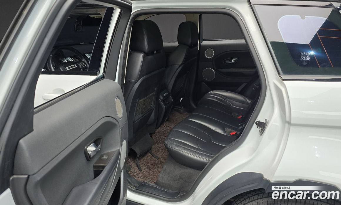 Land Rover Range Rover Evoque фото 11