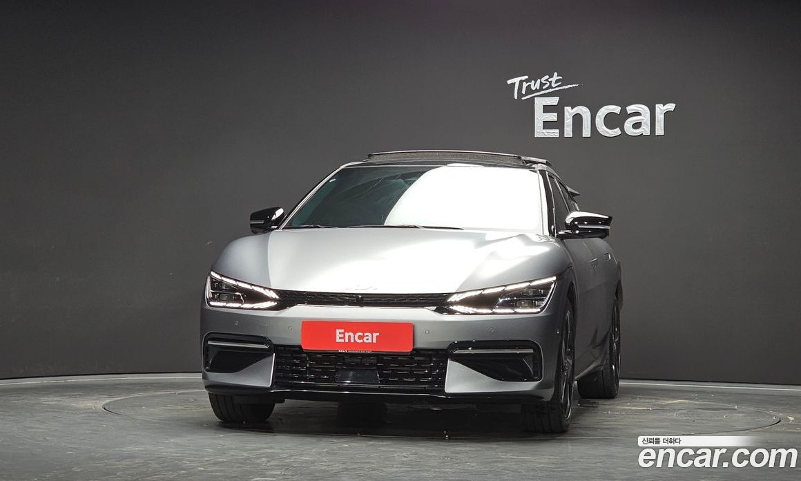 Kia EV6 фото 3