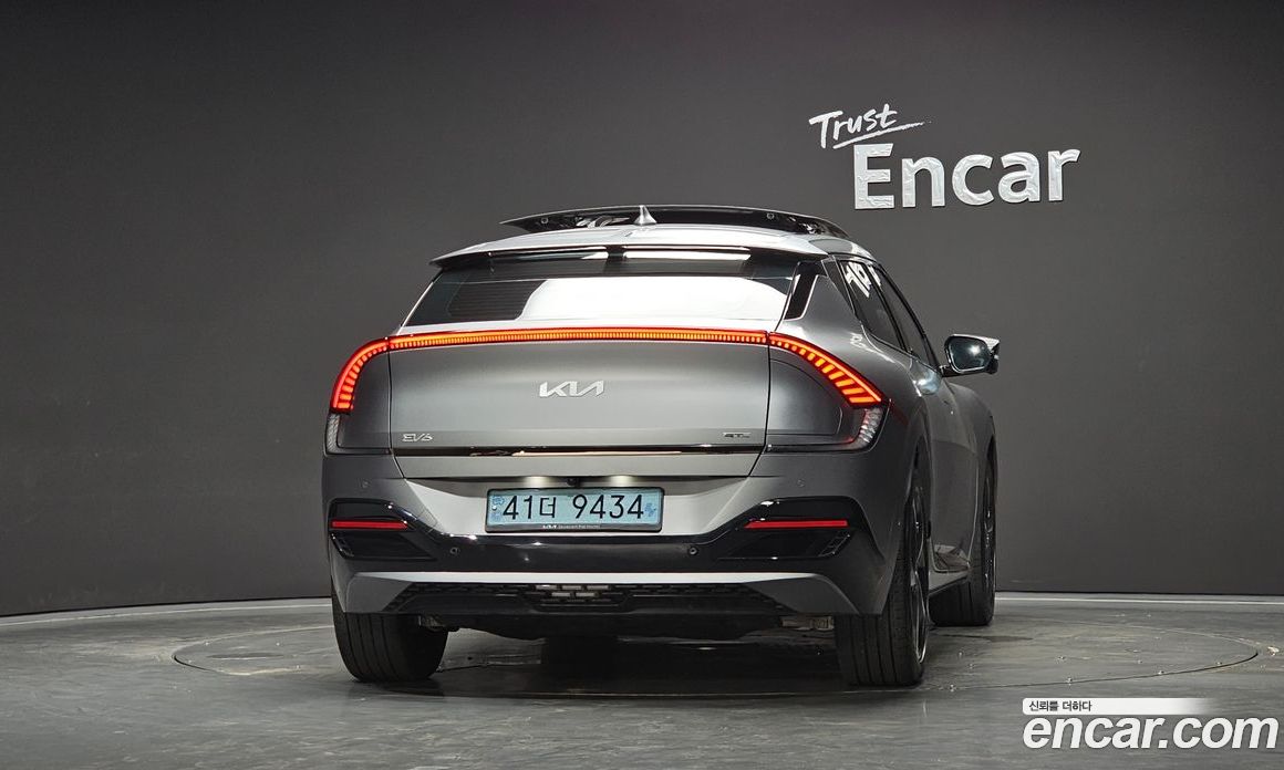 Kia EV6 фото 4