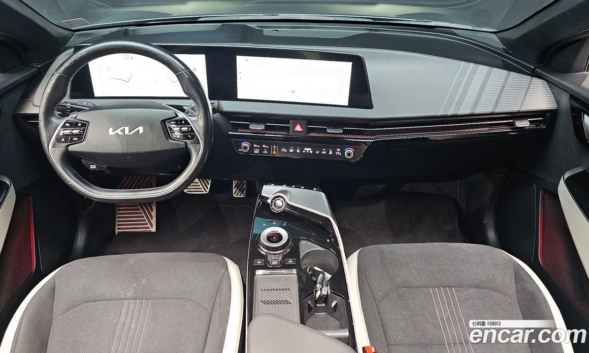 Kia EV6 фото 7
