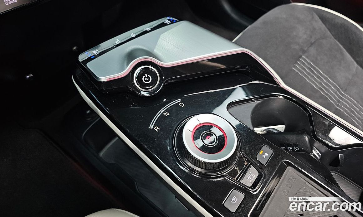 Kia EV6 фото 9