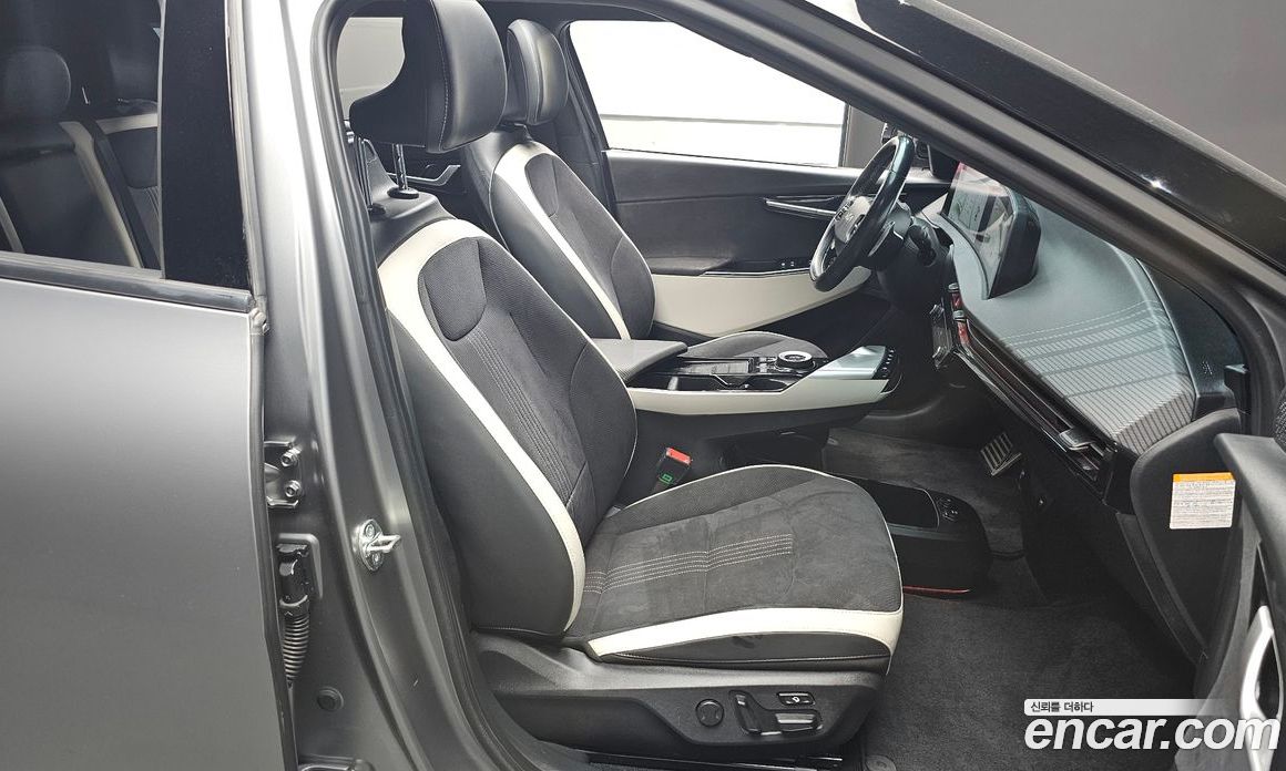 Kia EV6 фото 10