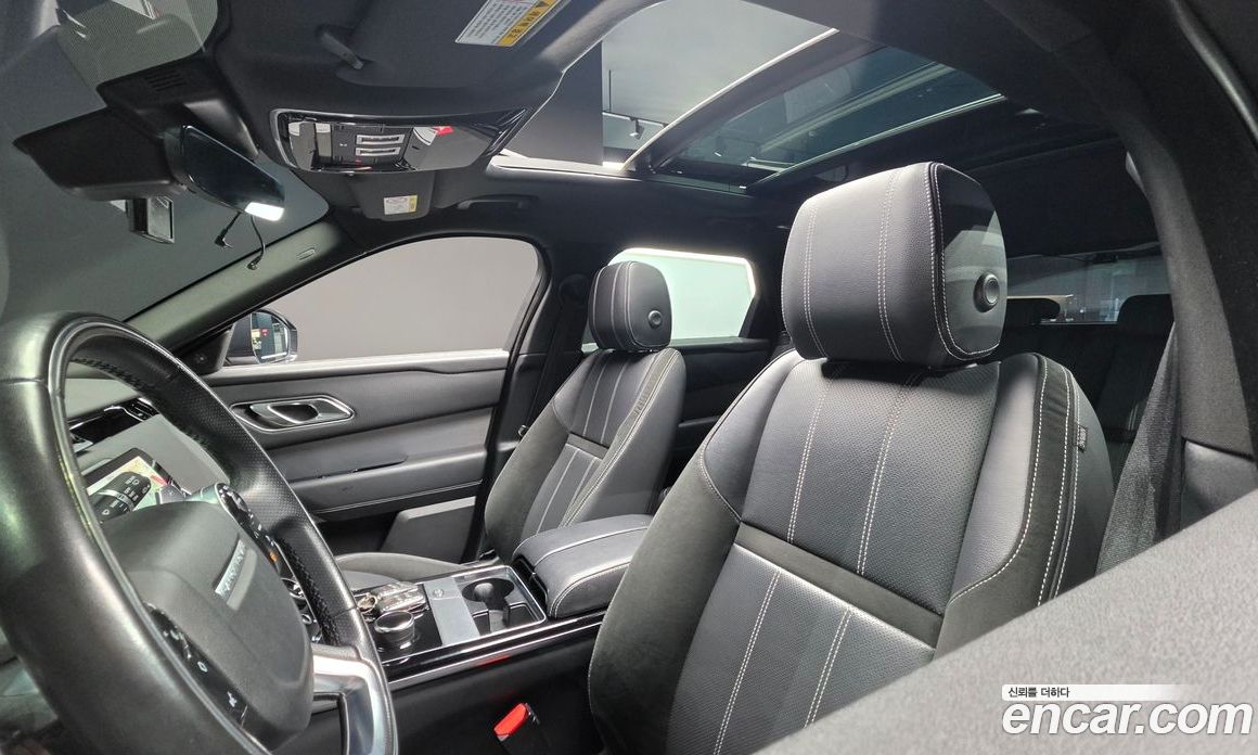 Land Rover Range Rover Velar фото 20