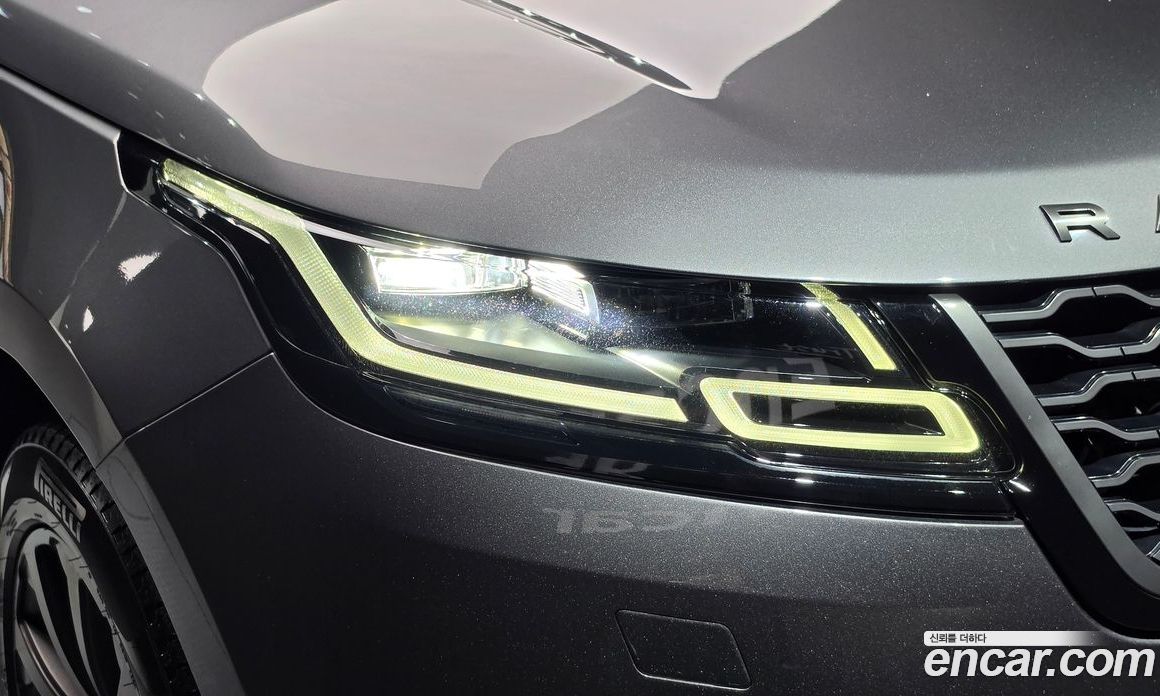 Land Rover Range Rover Velar фото 22