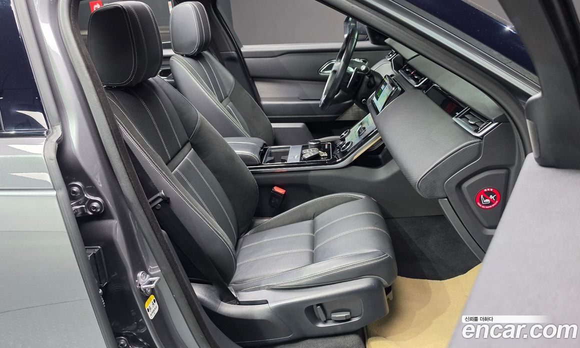Land Rover Range Rover Velar фото 26