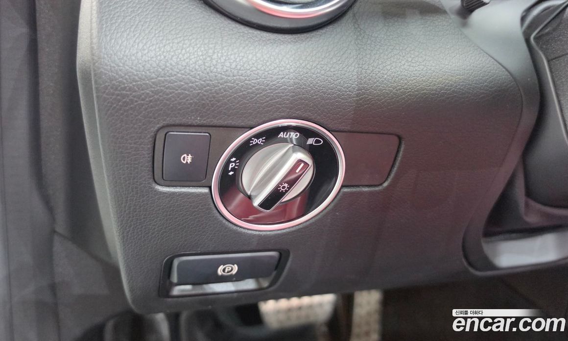Mercedes-Benz New SLK-Class фото 19