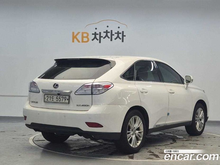Lexus RX450h фото 3