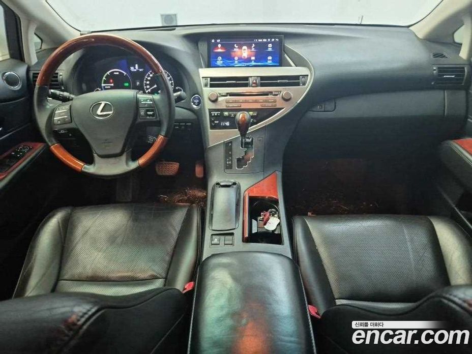 Lexus RX450h фото 7