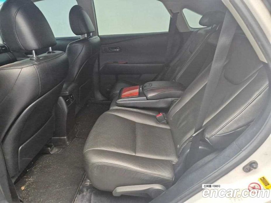 Lexus RX450h фото 11