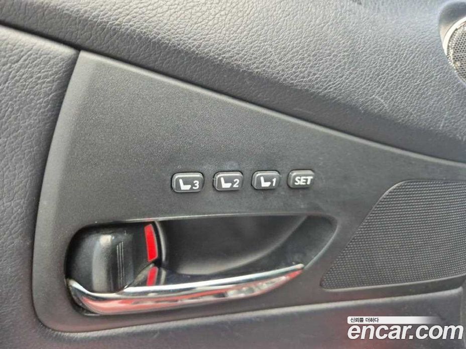 Lexus RX450h фото 14
