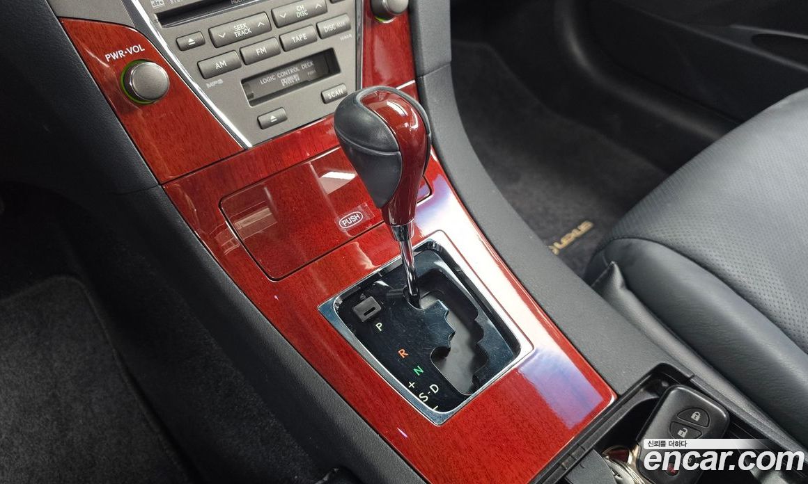 Lexus ES350 фото 9