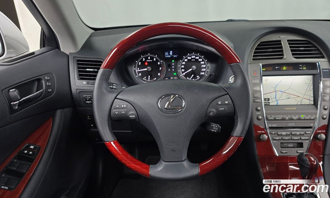 Lexus ES350 фото 13