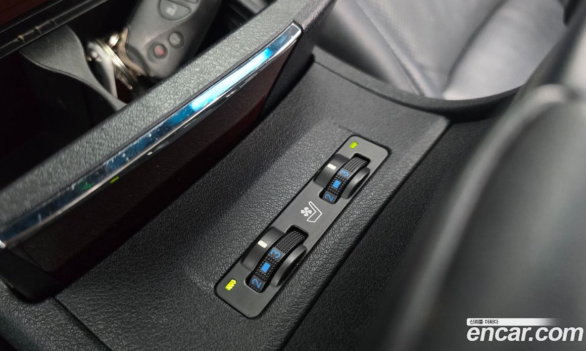 Lexus ES350 фото 18