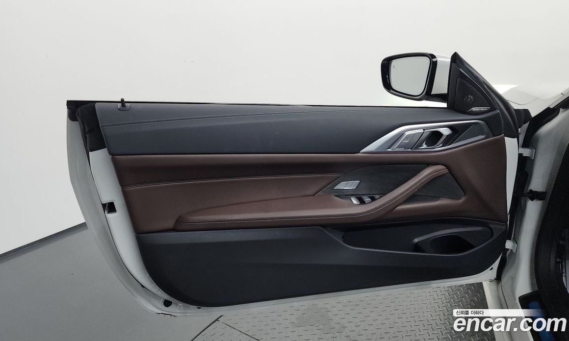 BMW 4-Series (G22) фото 24