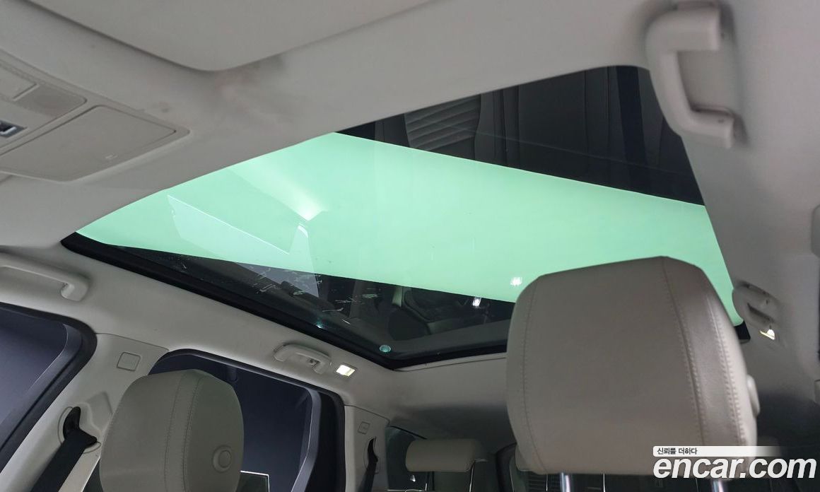 Land Rover Discovery Sport 2nd Gen фото 18