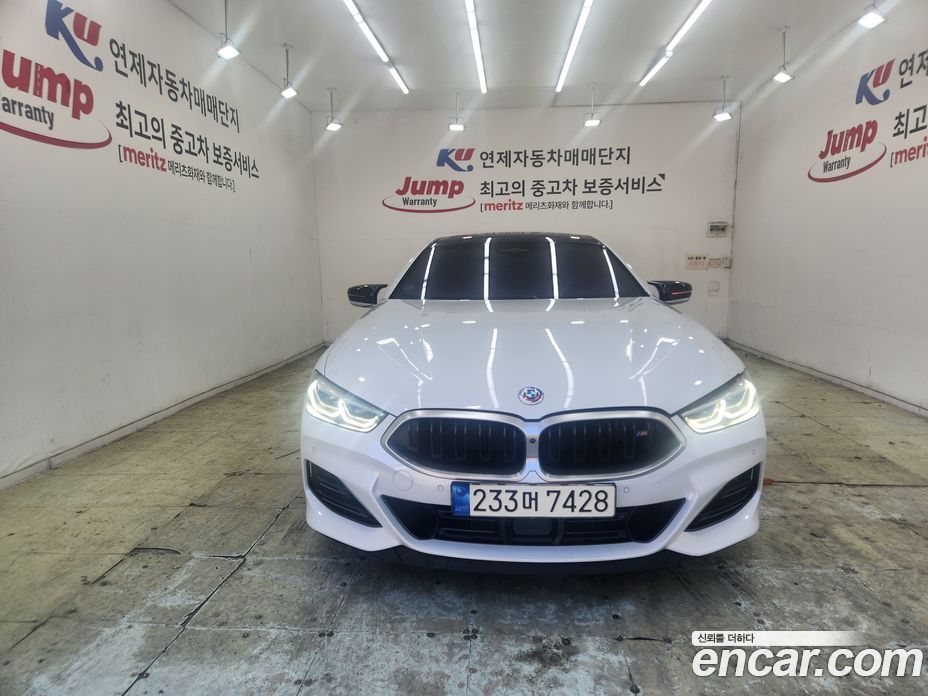 BMW 8-Series (G15) фото 2