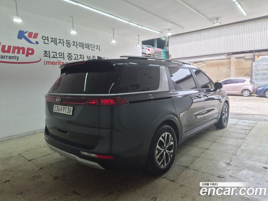Kia Carnival 4th Gen фото 5