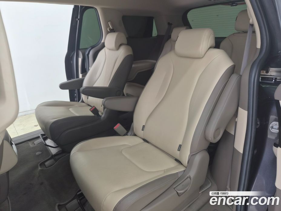 Kia Carnival 4th Gen фото 15