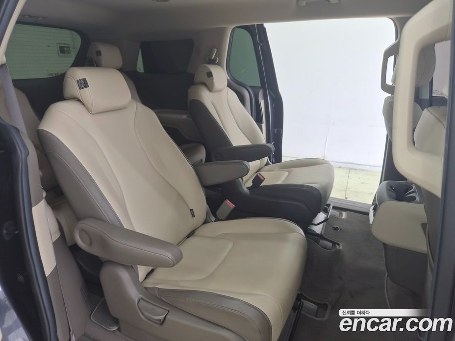 Kia Carnival 4th Gen фото 16