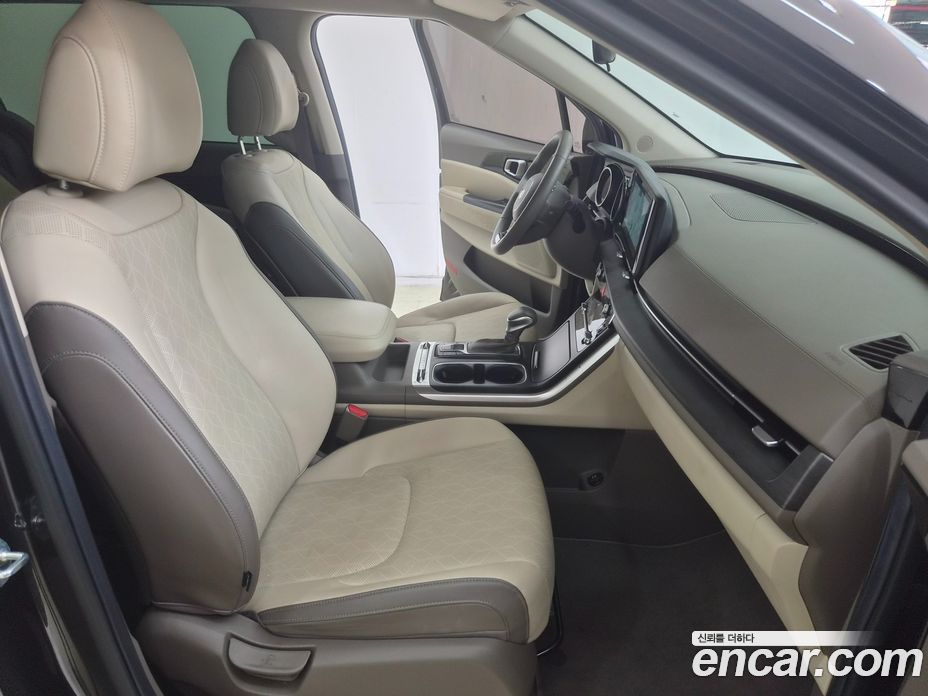 Kia Carnival 4th Gen фото 17