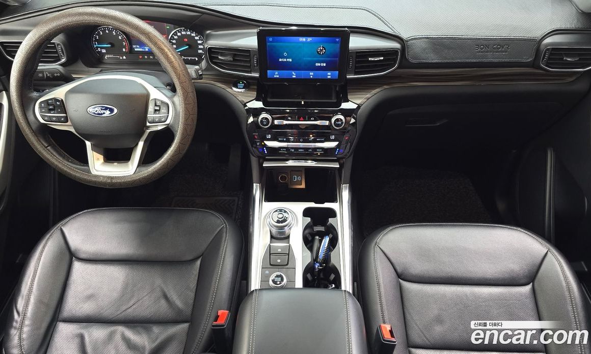 Ford Explorer 6th Gen фото 7