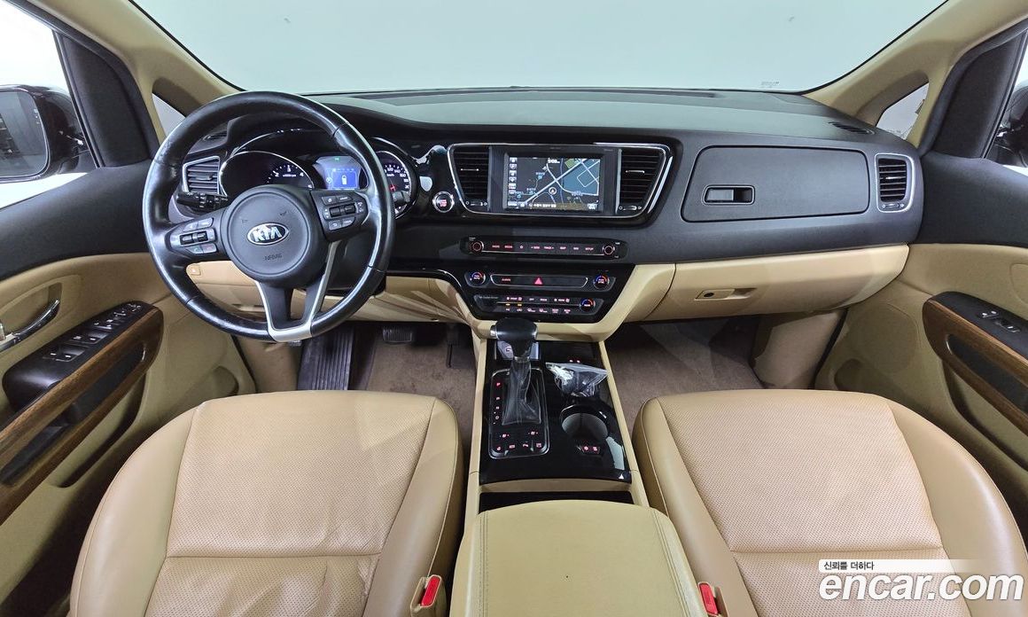 Kia Carnival 3rd Gen фото 7